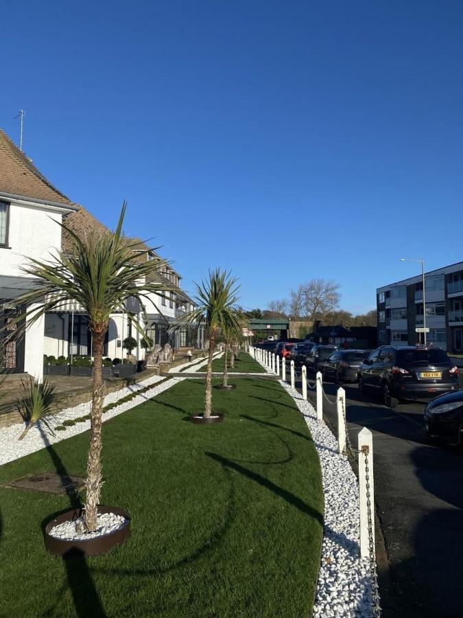 The Relais Cooden Beach And Spa Bexhill-on-Sea المظهر الخارجي الصورة